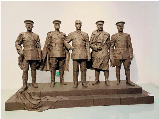 王世刚 南昌起义 400×100×230cm 雕塑 2021年